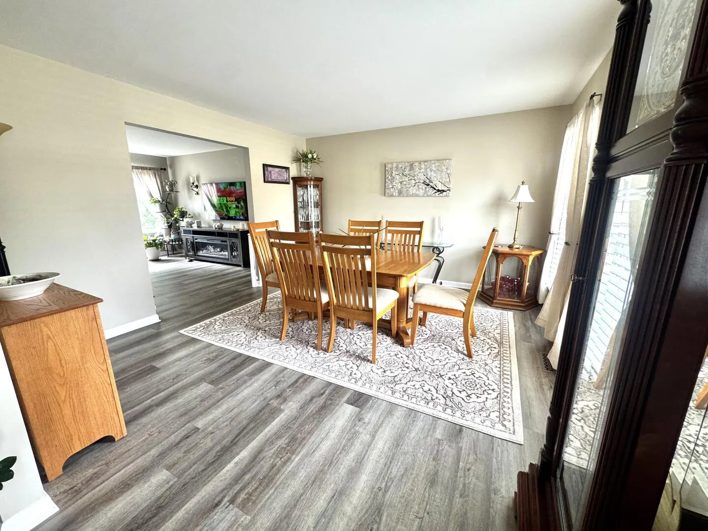 6409 Donegal Lane IL