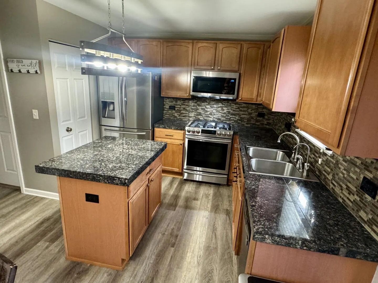 6409 Donegal Lane IL