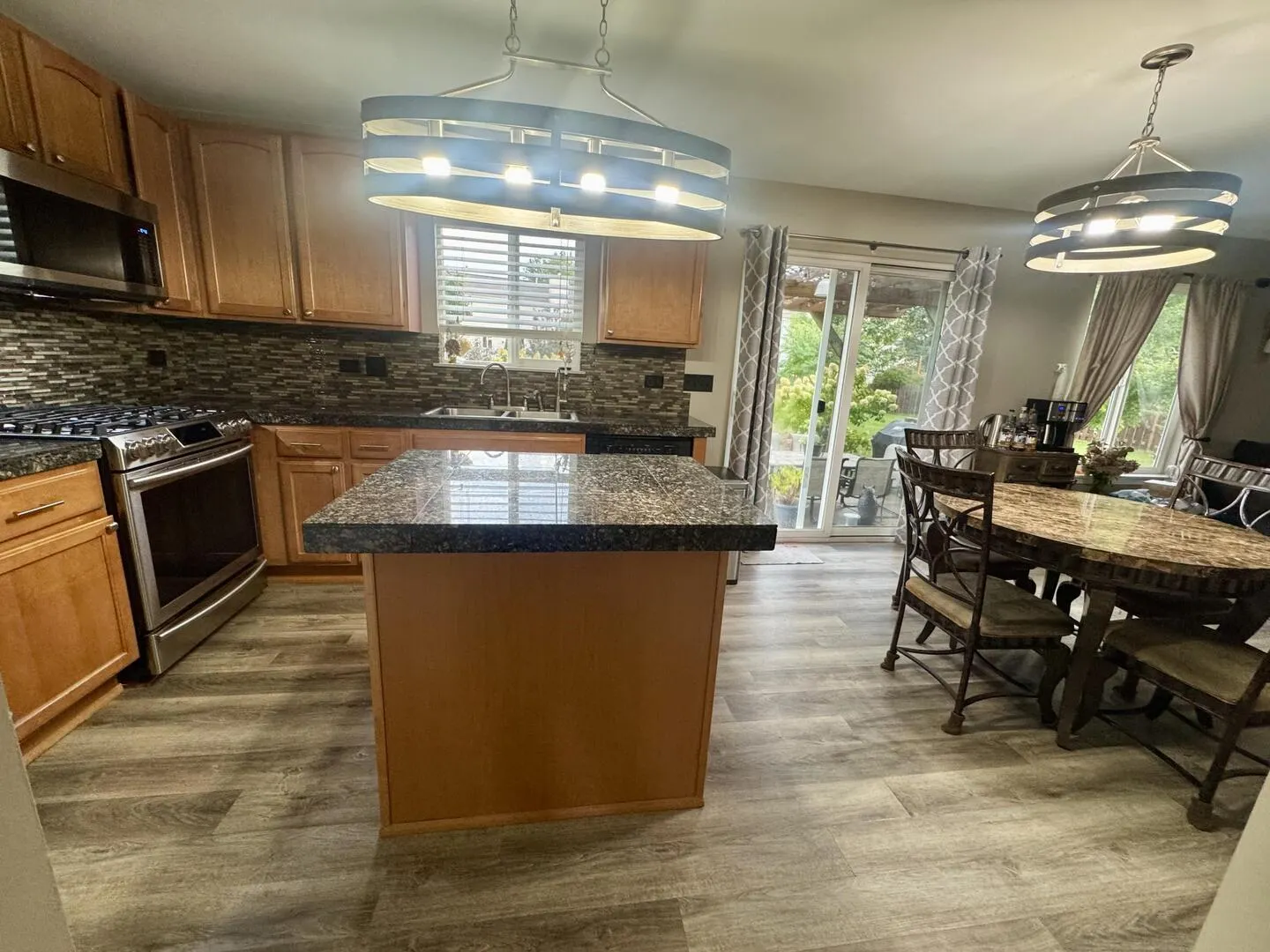 6409 Donegal Lane IL