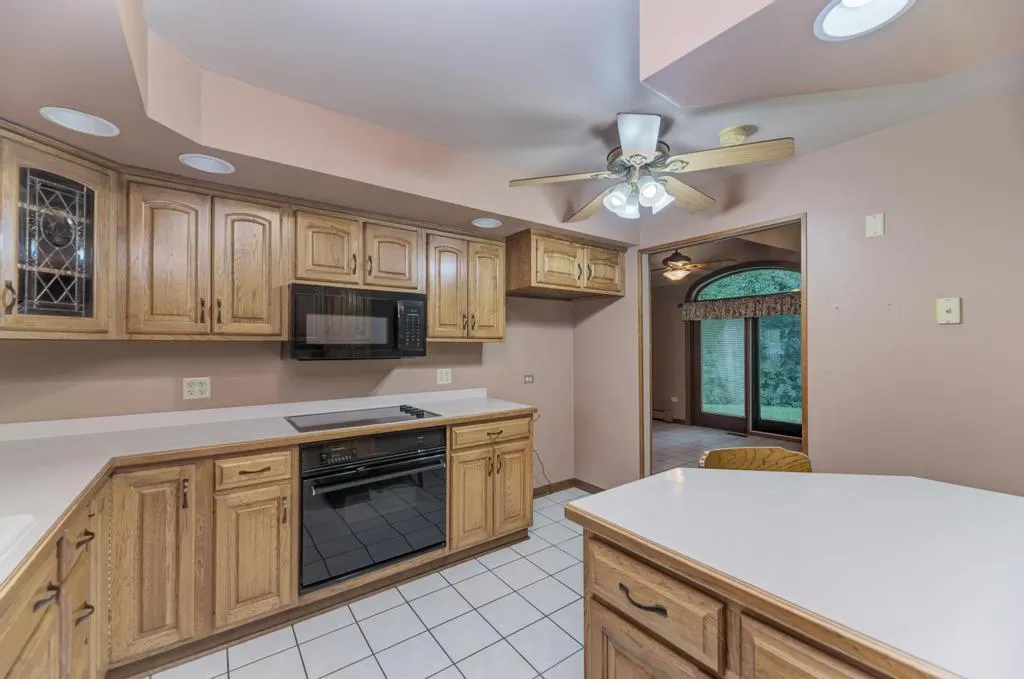 711 Koala Court IL