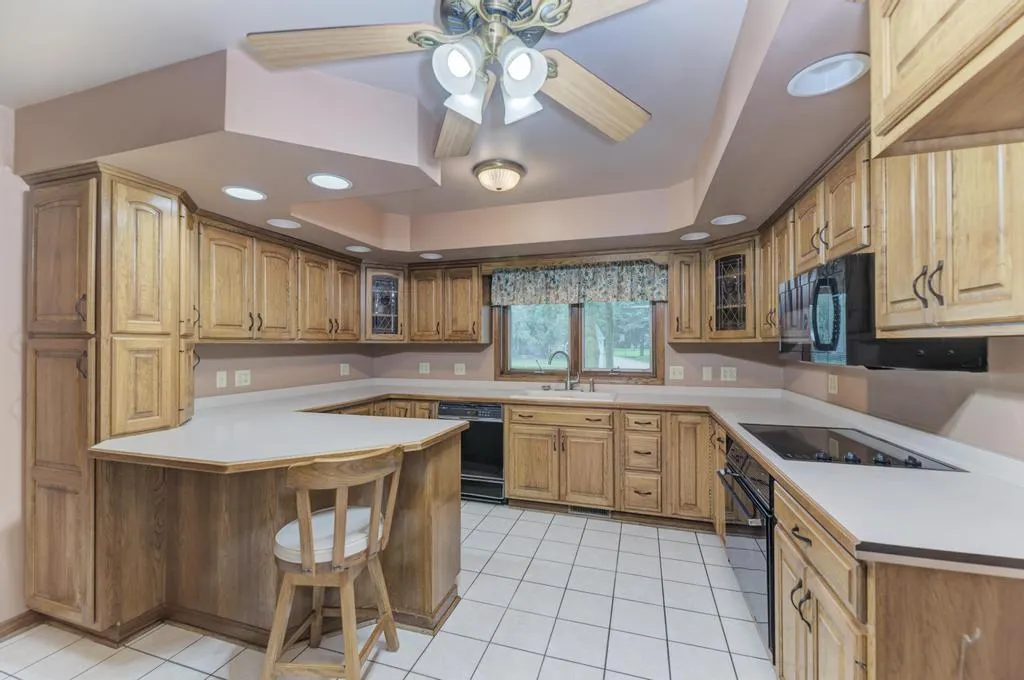 711 Koala Court IL