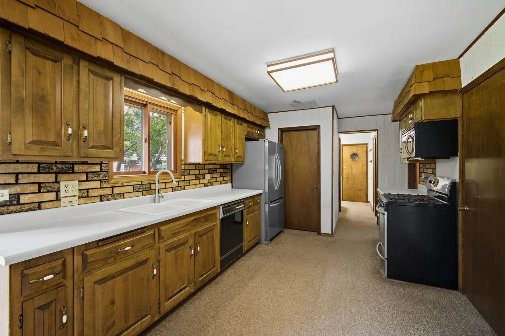 1811 E Maya Lane IL