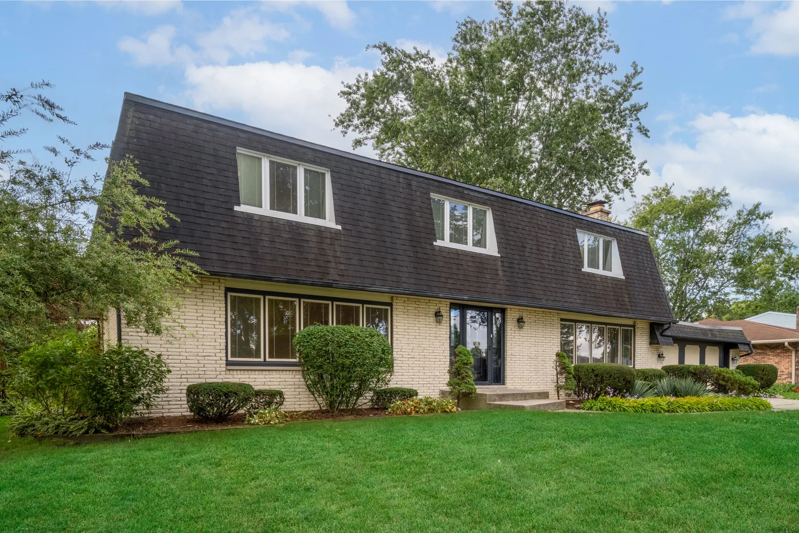 1811 E Maya Lane IL