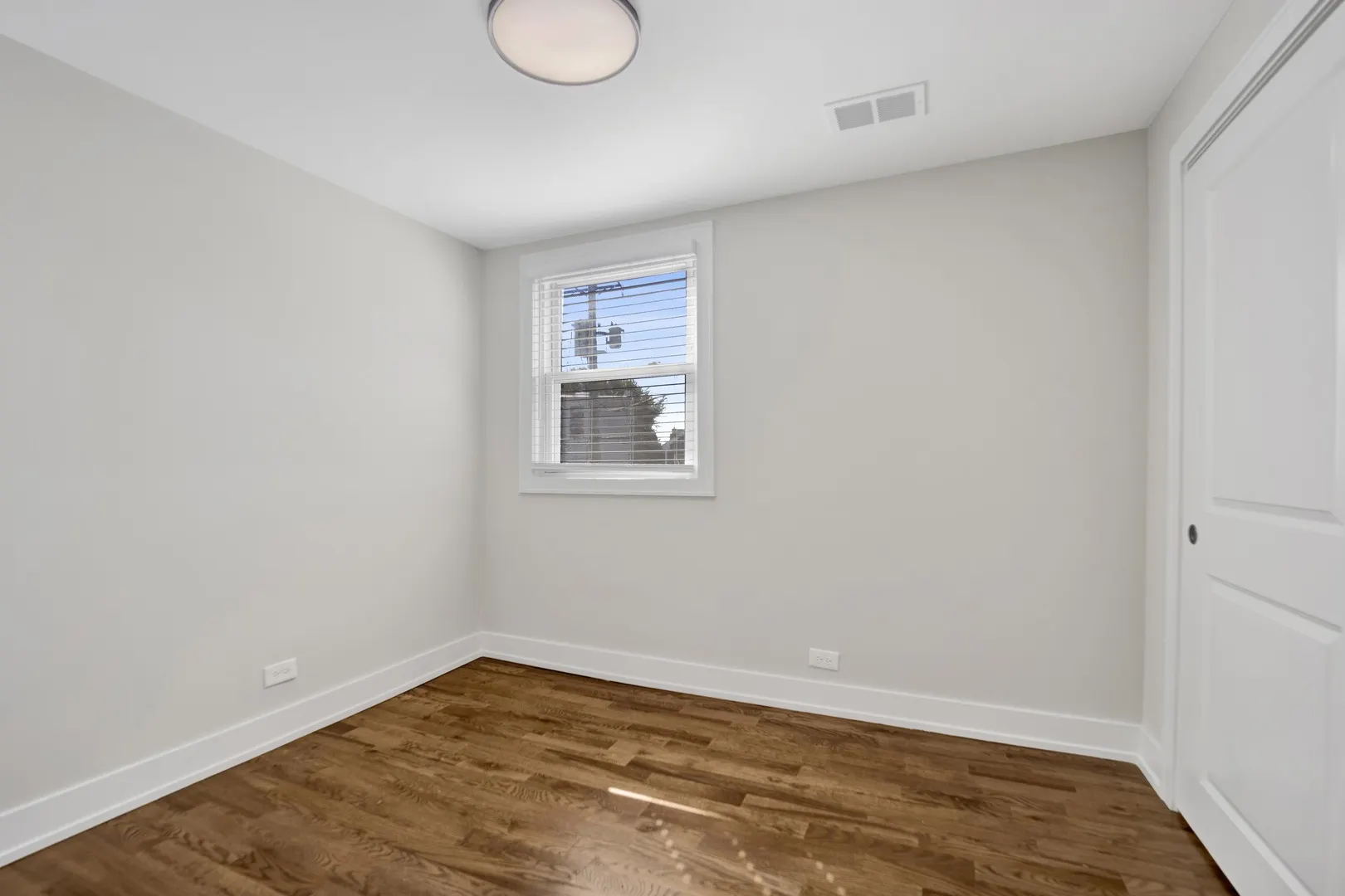 2405 S Leavitt Street 2S IL