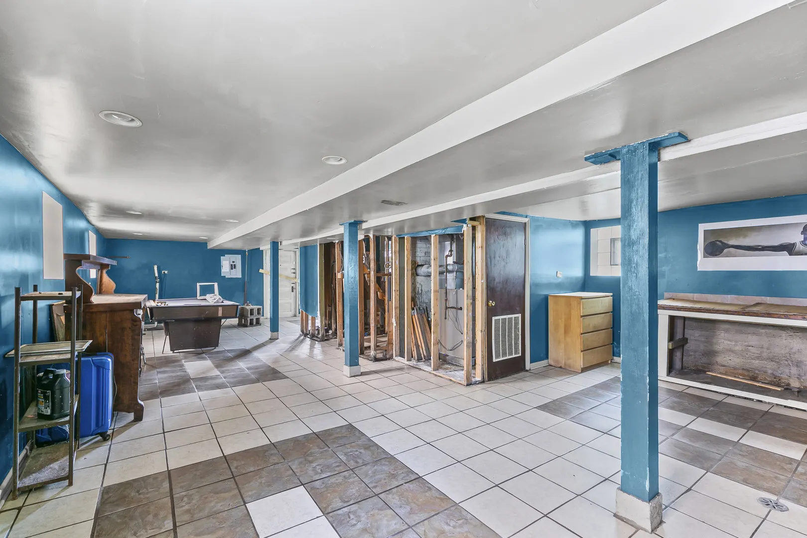 6837 S Michigan Avenue IL