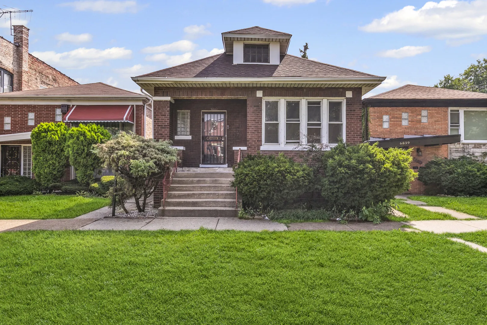 6837 S Michigan Avenue IL