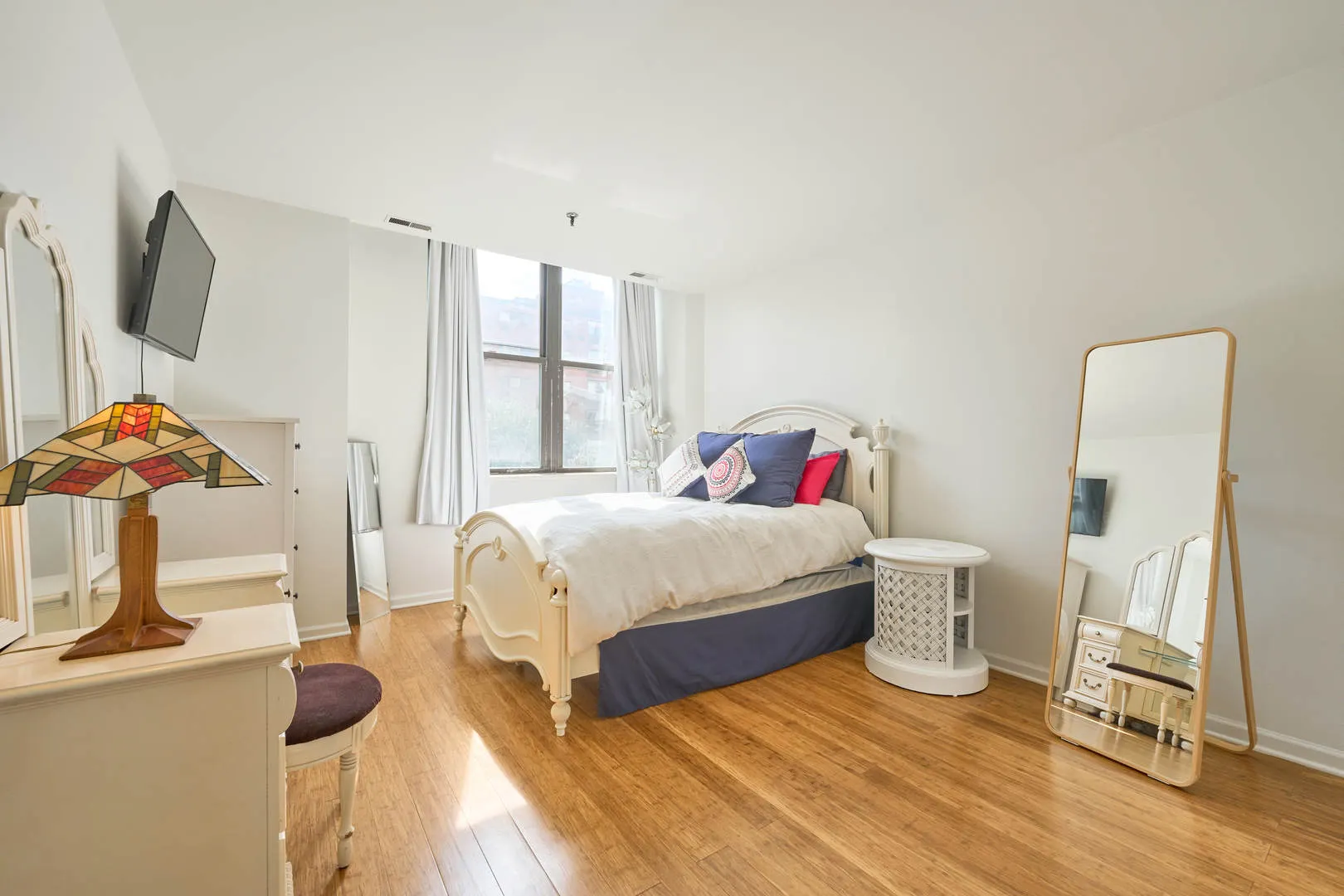 780 S Federal Street 310 IL