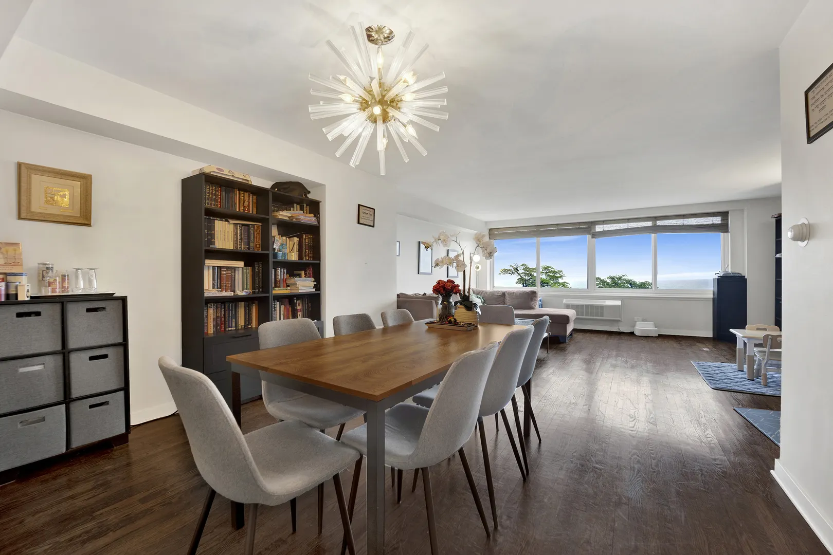 1440 N LAKE SHORE Drive 4BD IL
