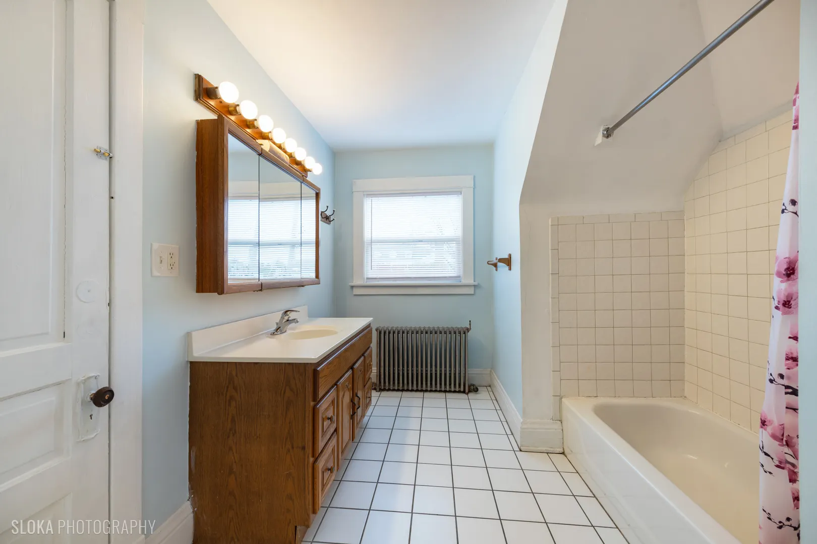 1305 Court Street IL