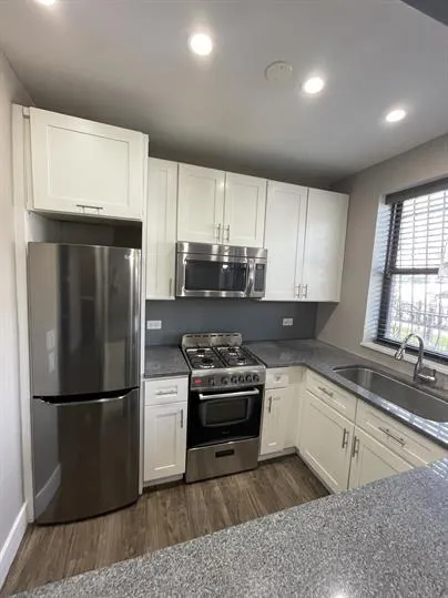 3544 W Cortland Street BA IL