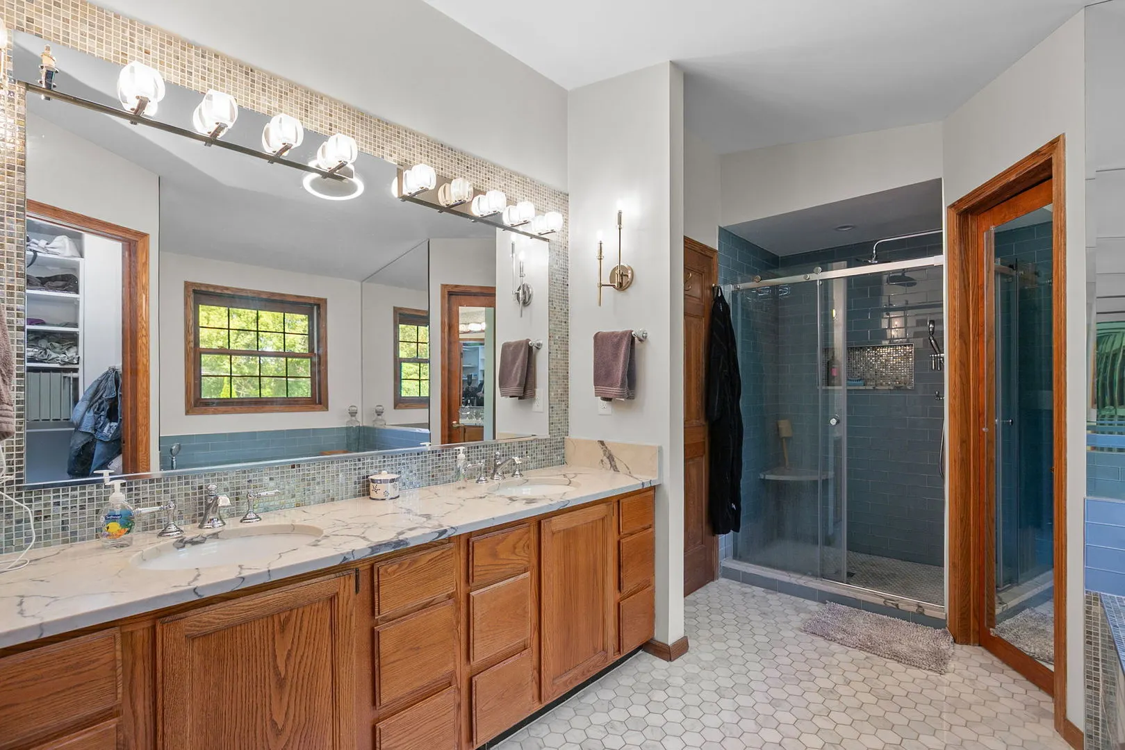 555 Basil Road IL