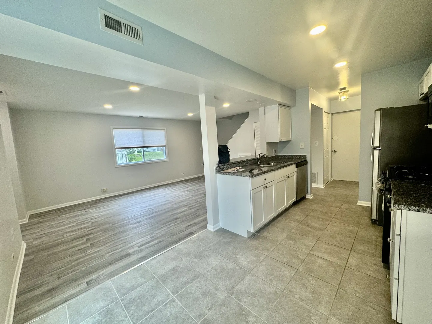 741 Edgelake Point 741 IL
