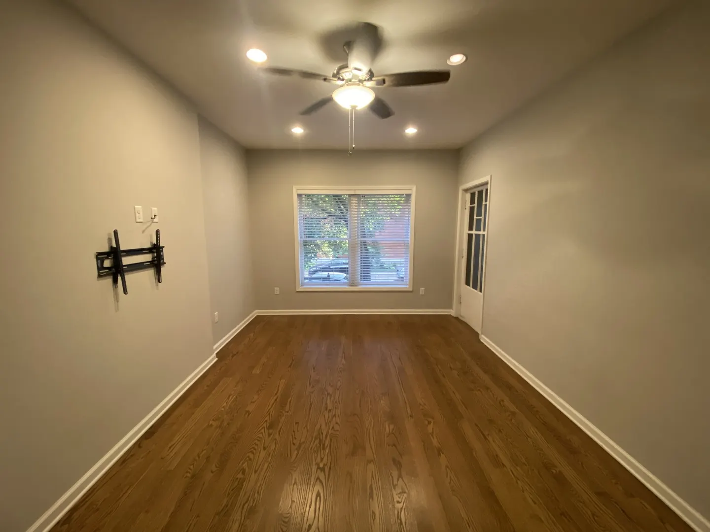 650 W Arlington Place 1W IL