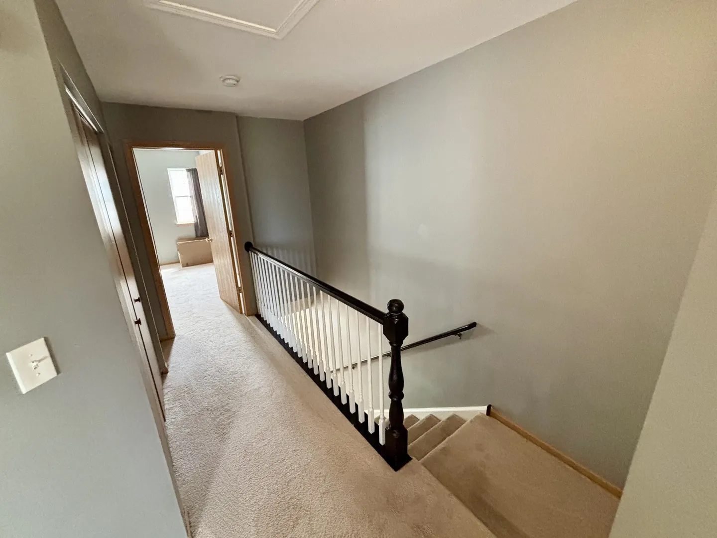 906 Clover Lane IL