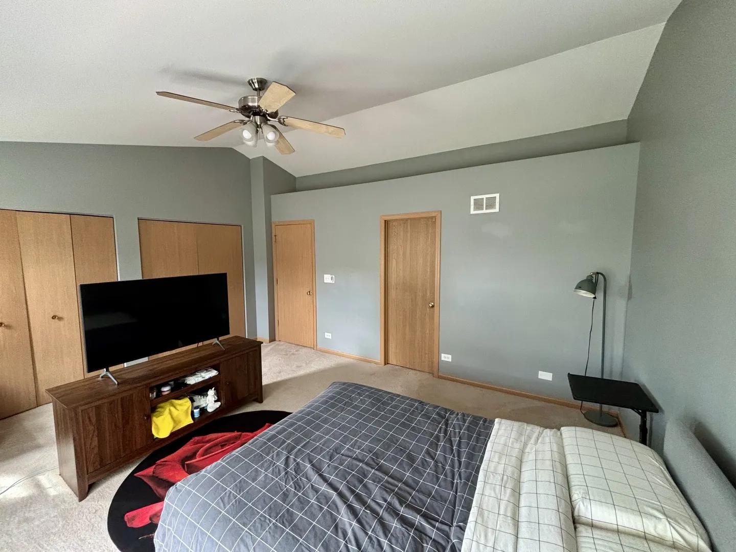 906 Clover Lane IL