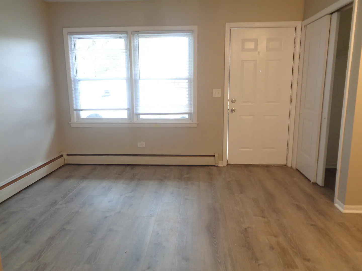 1340 N main Street C7 IL