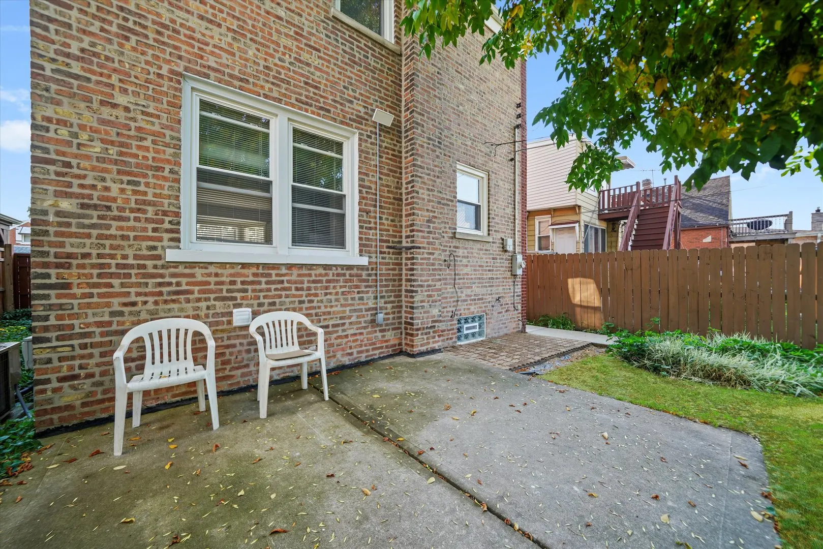 5910 S Kilbourn Avenue IL