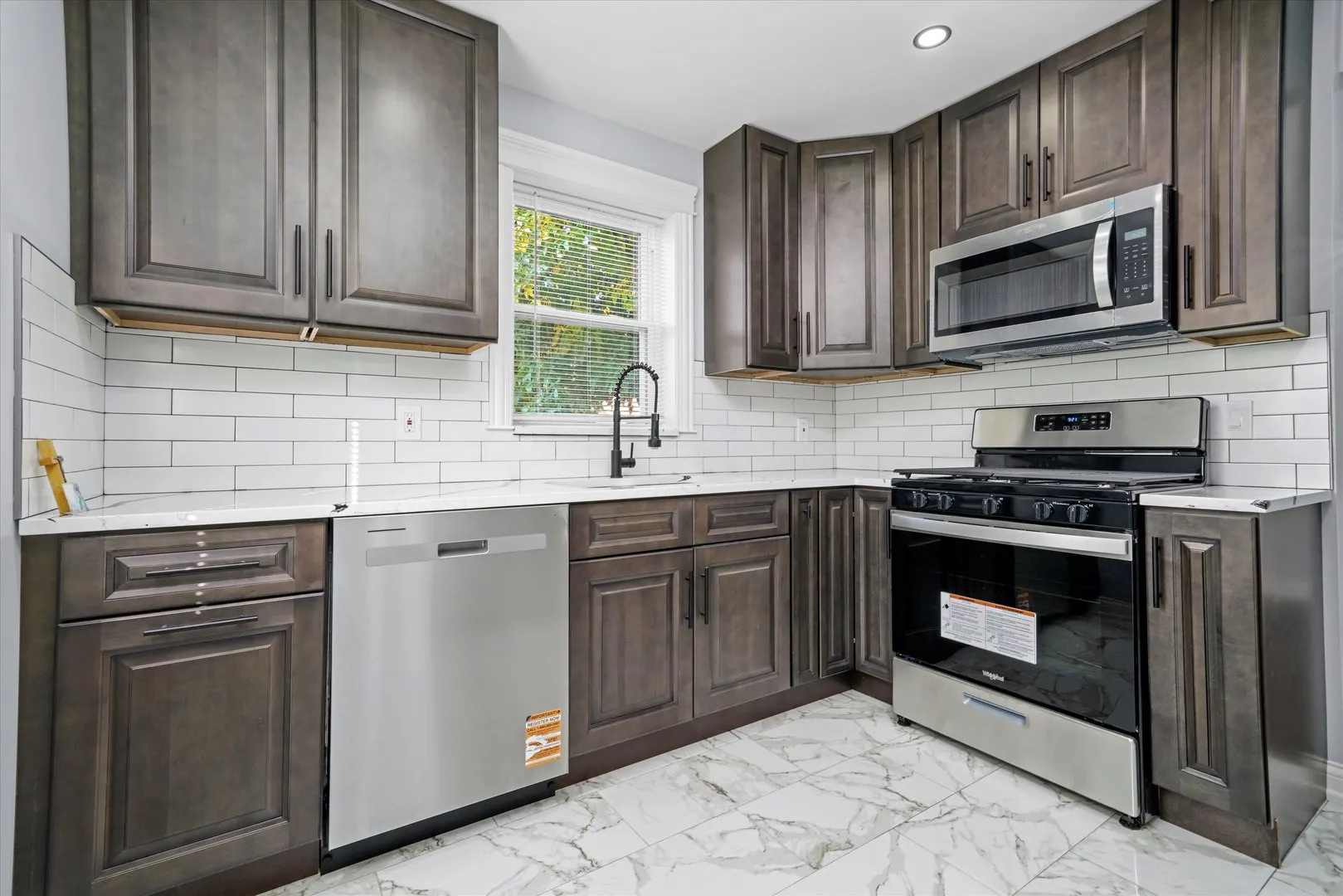 5910 S Kilbourn Avenue IL