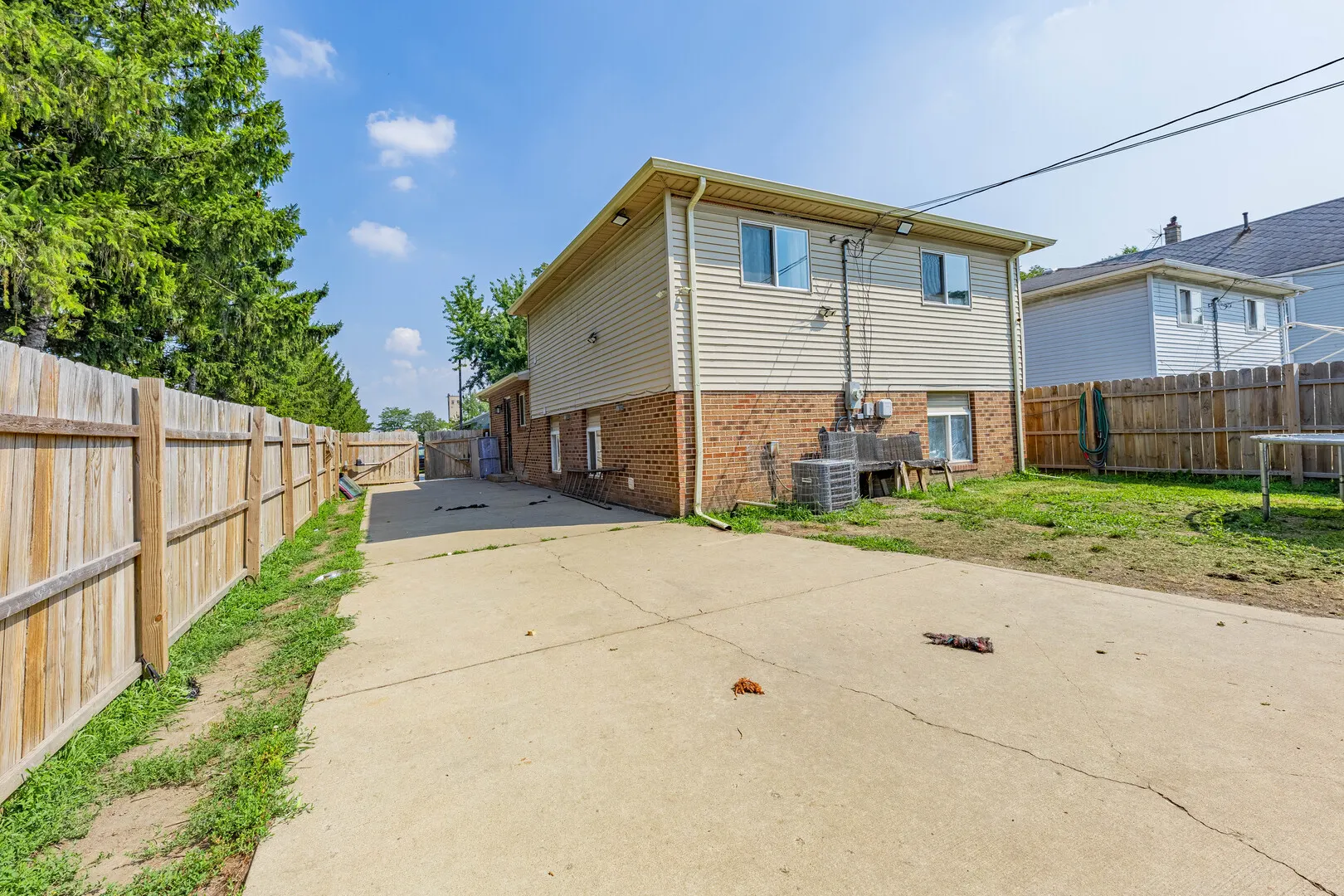 7747 W 62nd Street IL