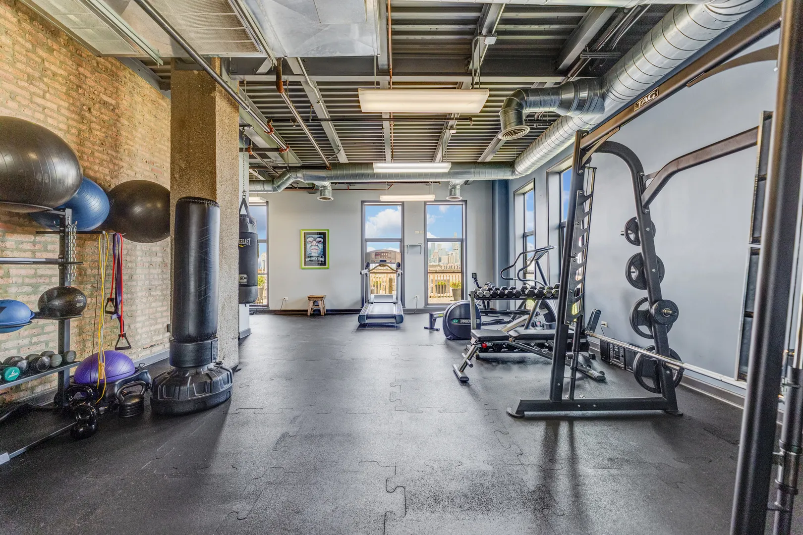 2545 S DEARBORN Street 332 IL