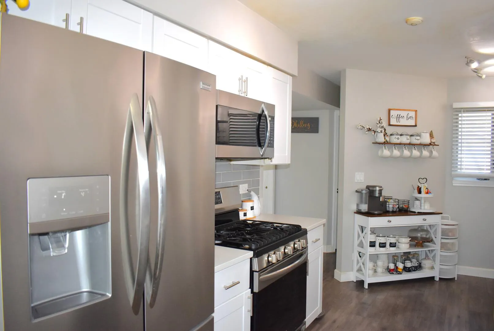 8301 Highpoint Circle C IL