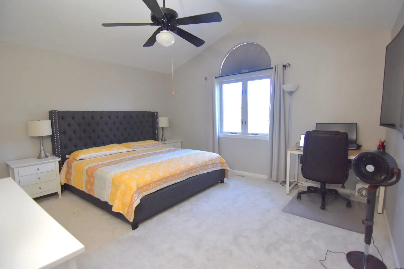 8301 Highpoint Circle C IL