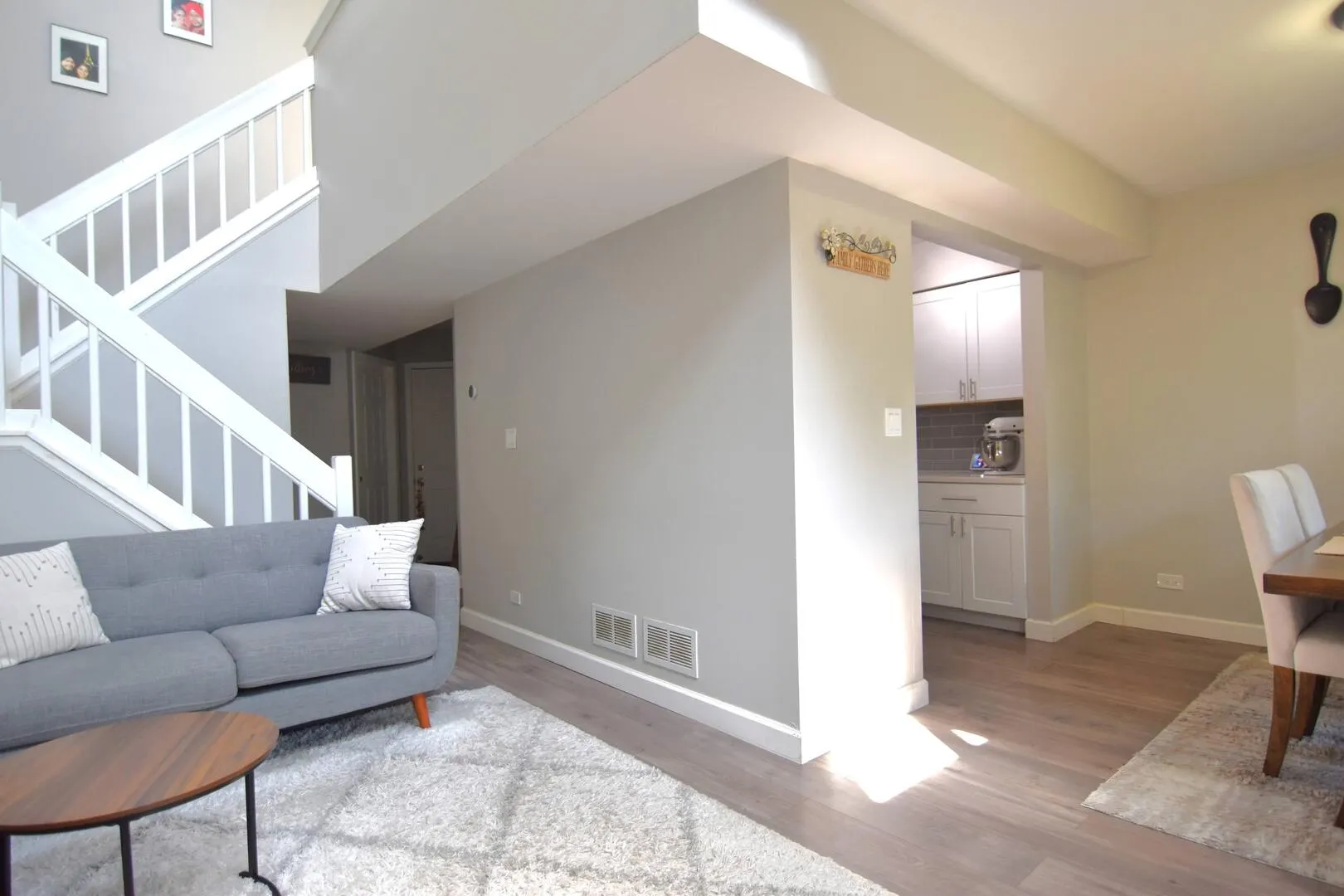 8301 Highpoint Circle C IL