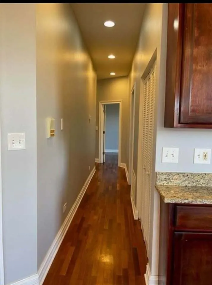 1519 E Marquette Road 3W IL