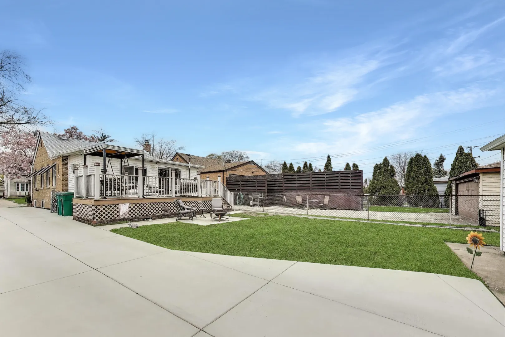 4445 Grove Avenue IL