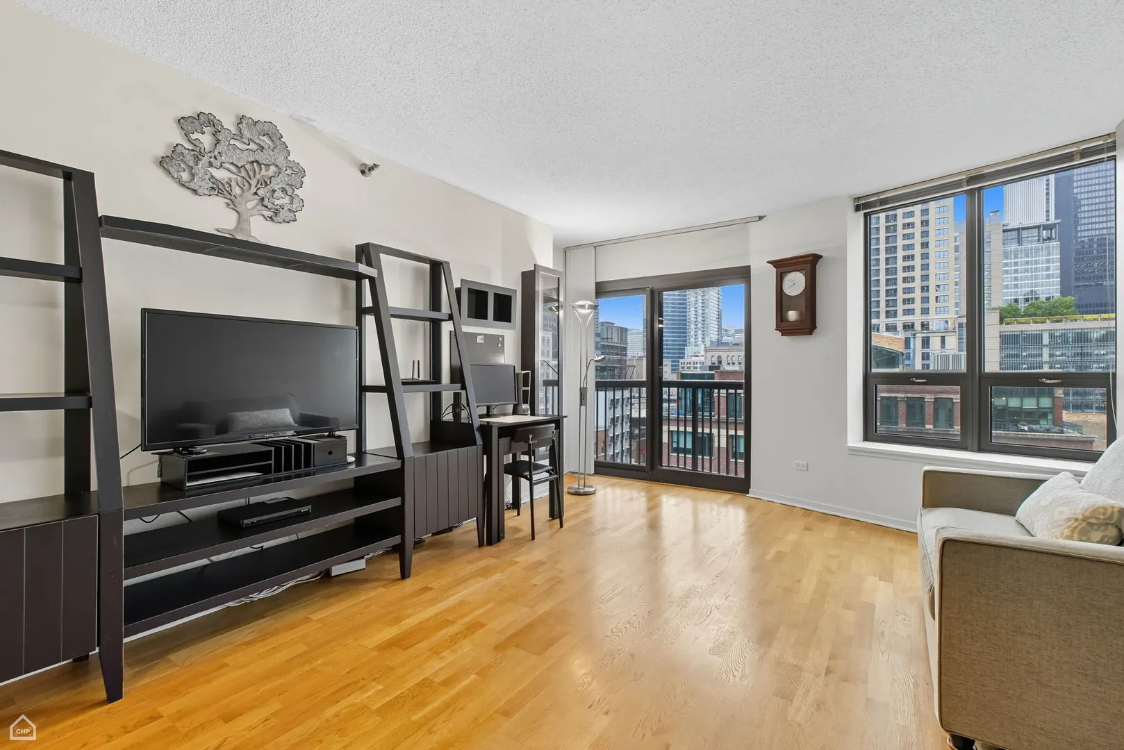 400 N LaSalle Drive 903 IL