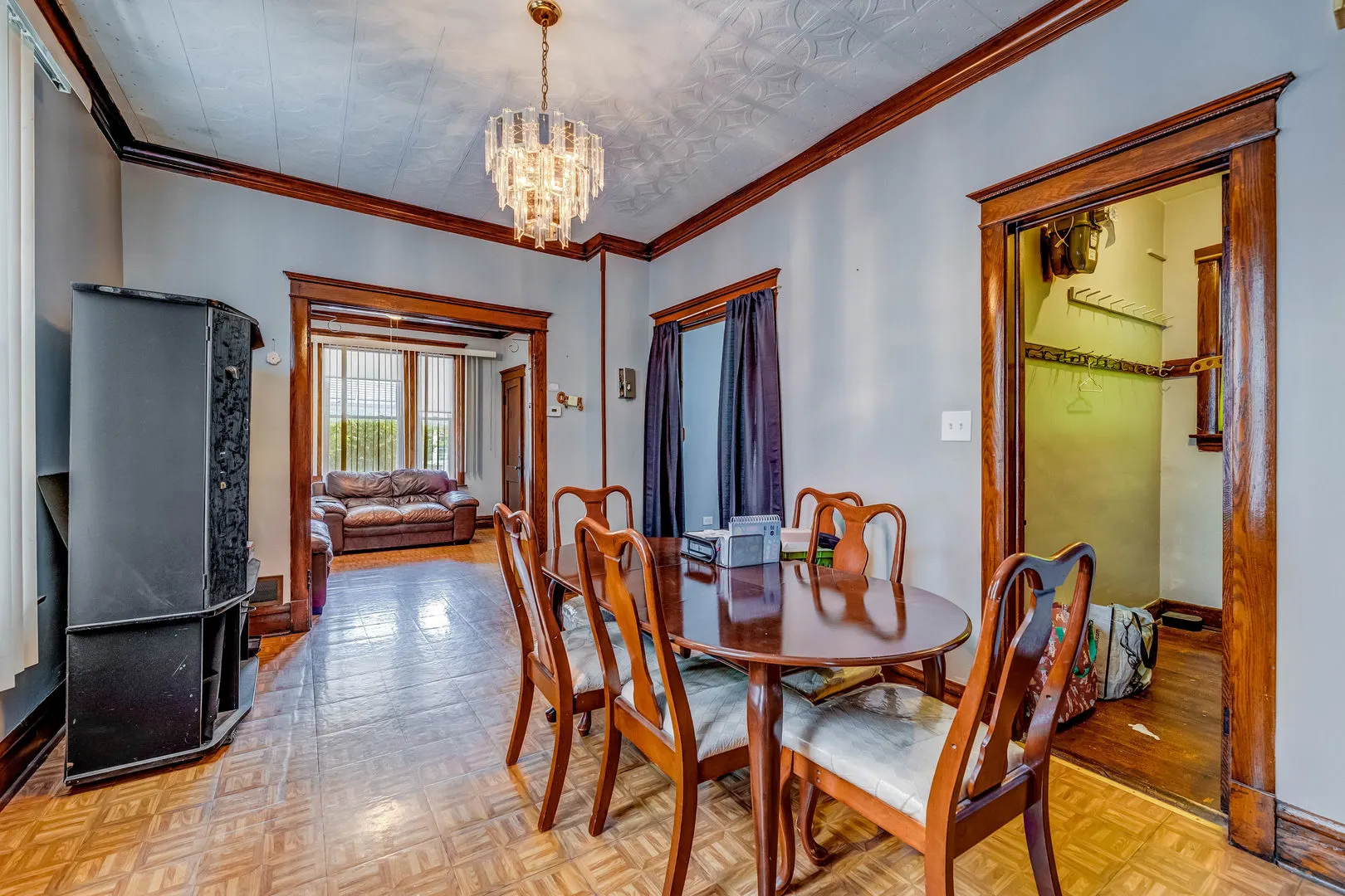 2328 W 19th Street IL