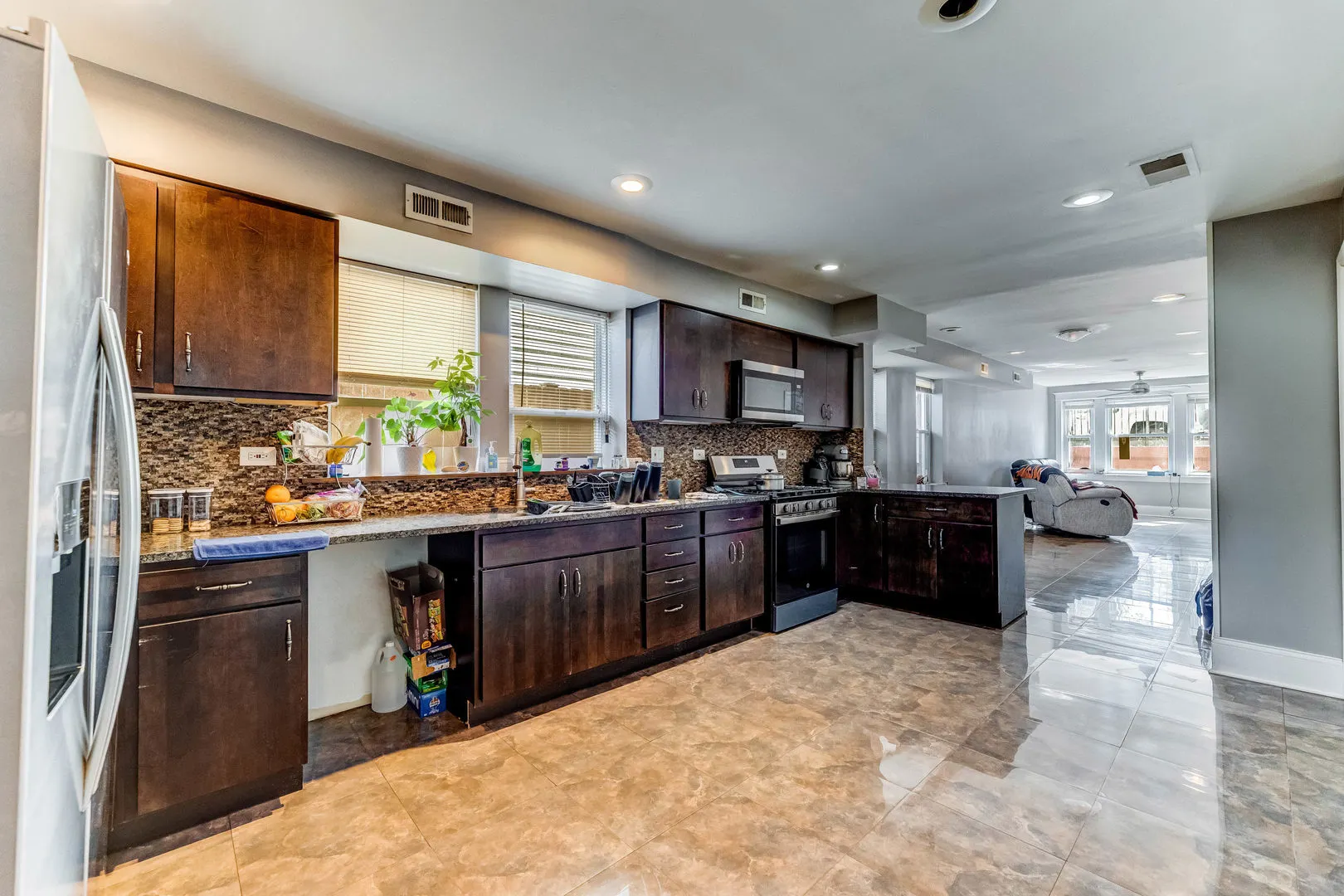 2328 W 19th Street IL