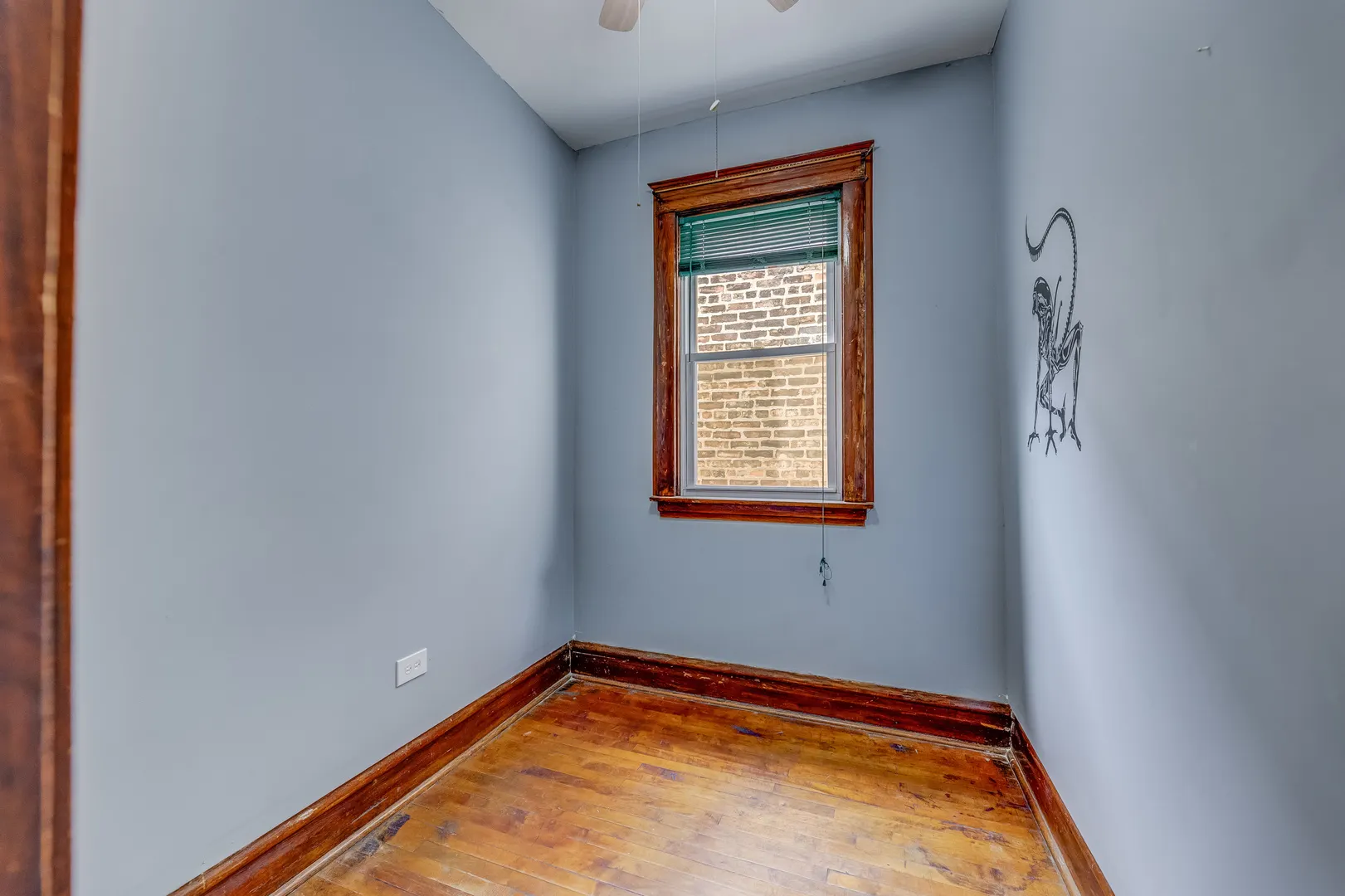 2328 W 19th Street IL