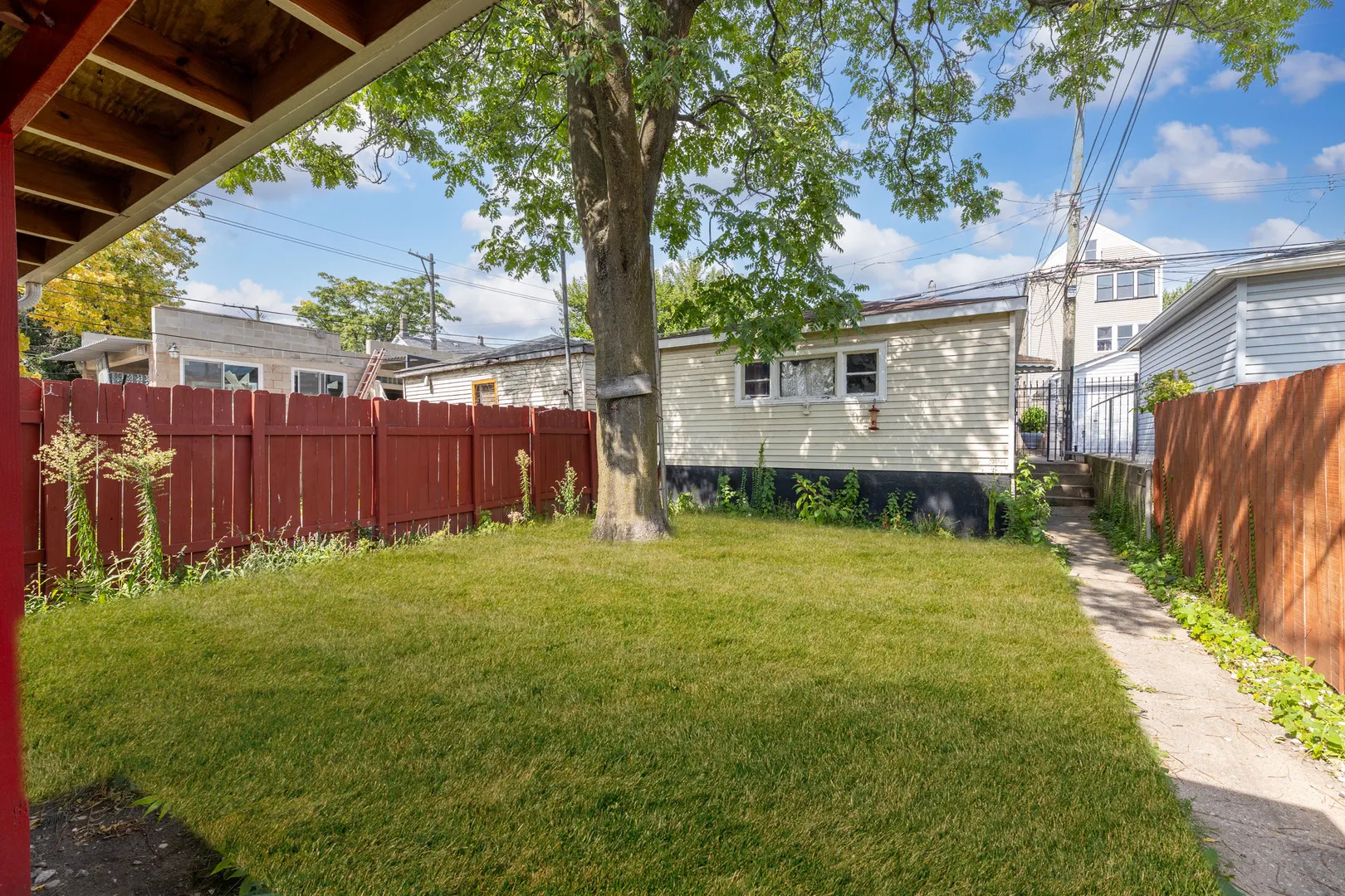 2328 W 19th Street IL