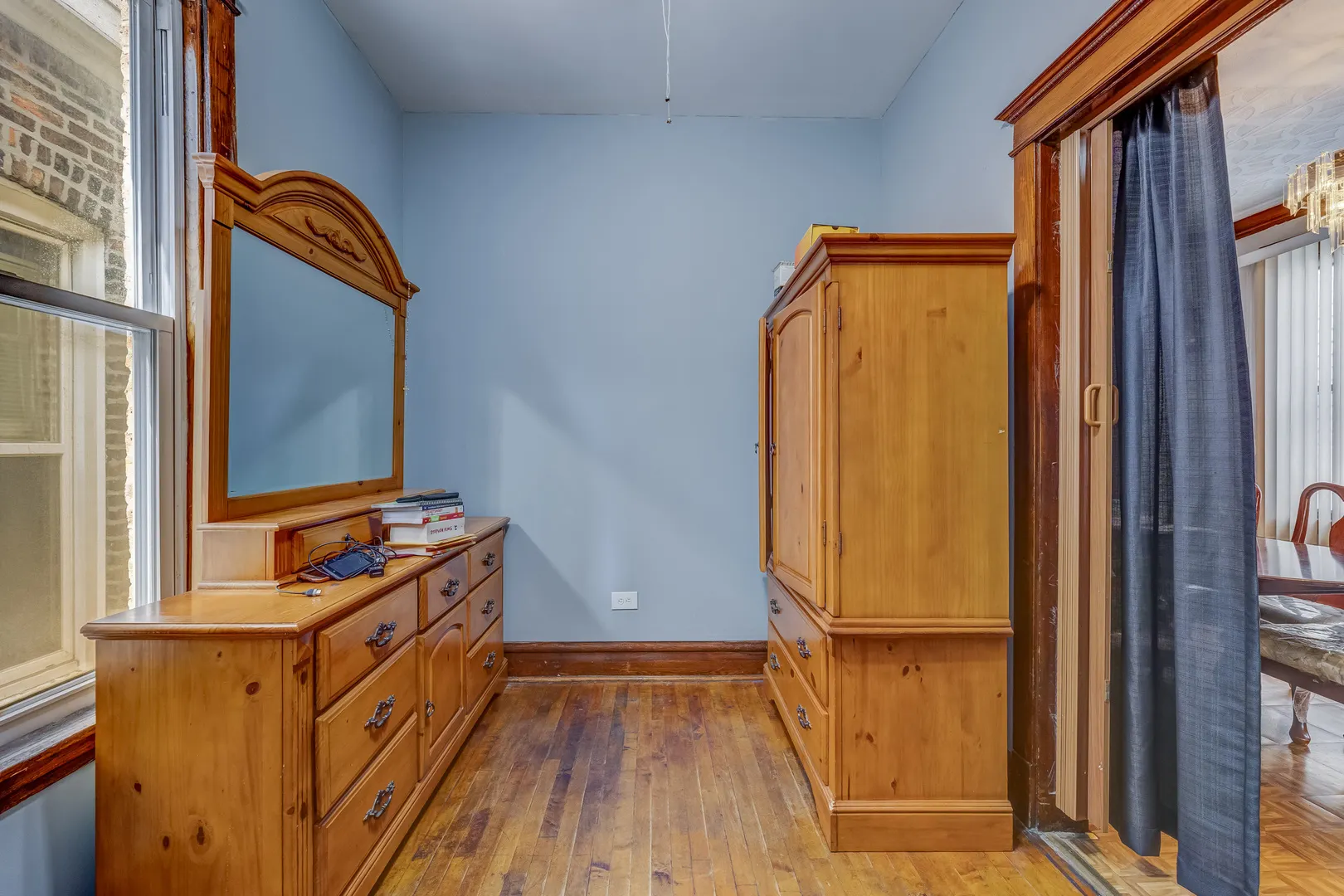 2328 W 19th Street IL