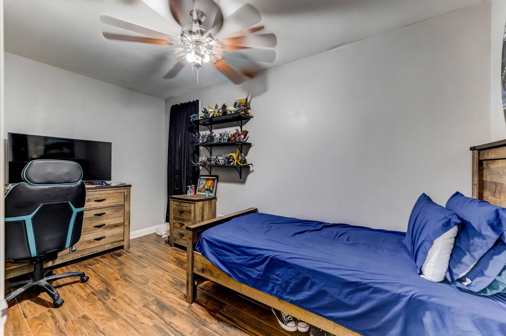 2328 W 19th Street IL
