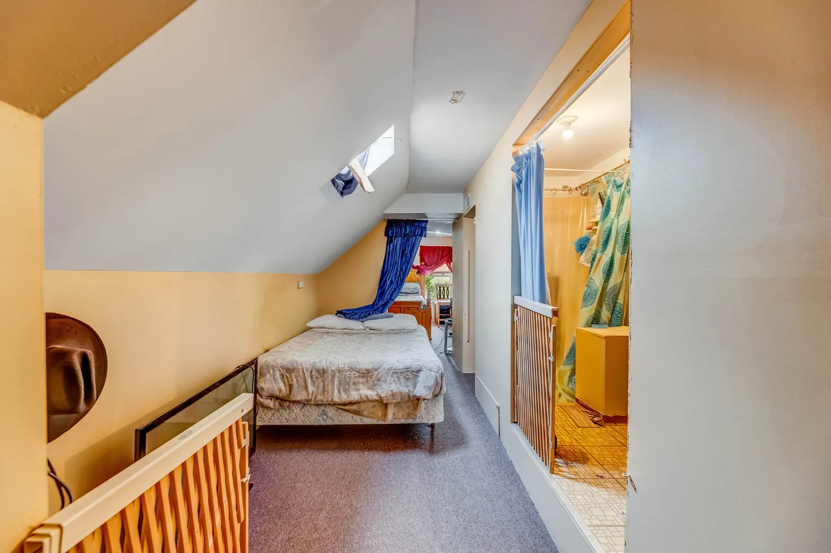 2328 W 19th Street IL