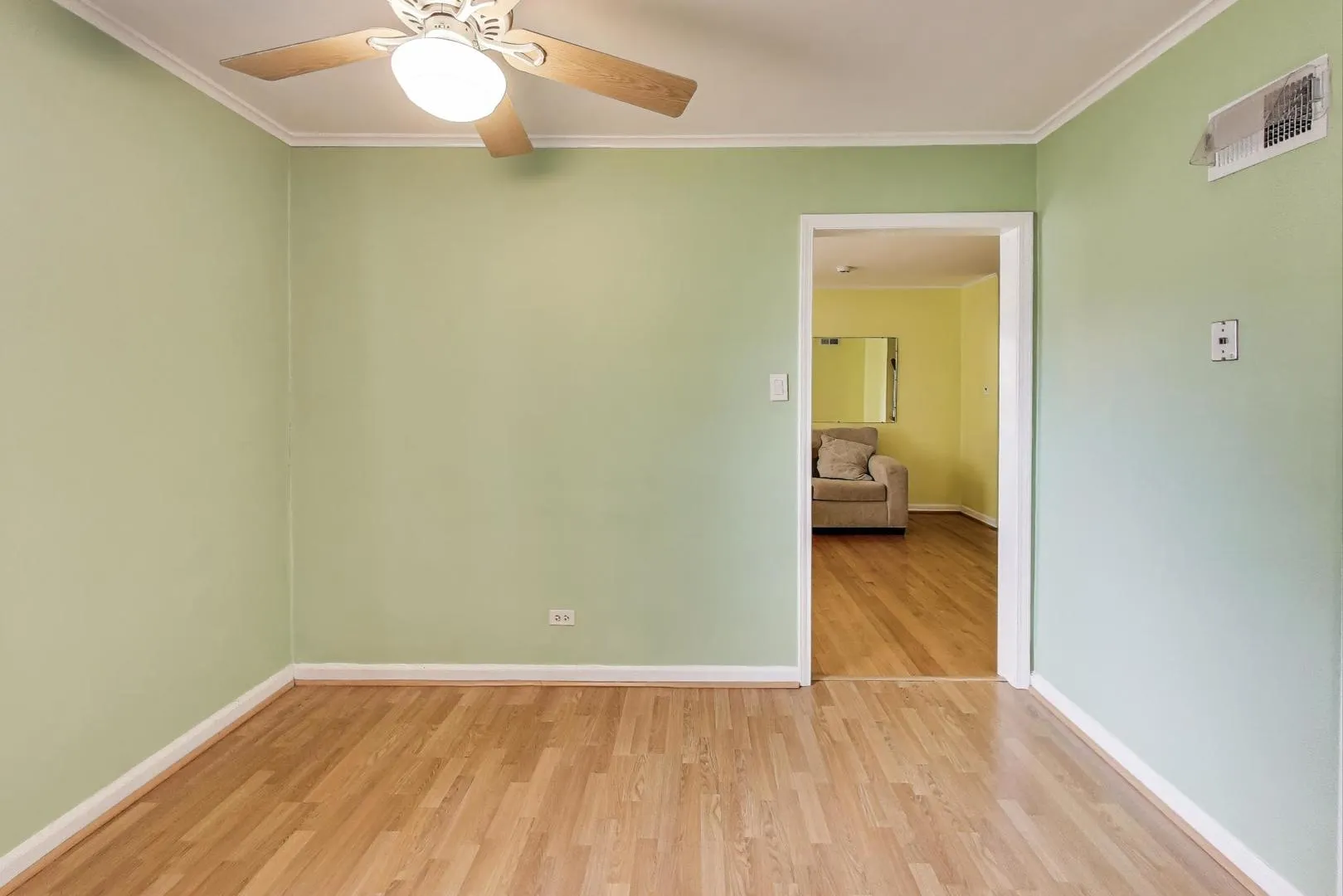 1708 N 73rd Court IL