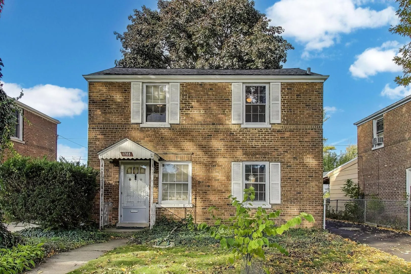 1708 N 73rd Court IL