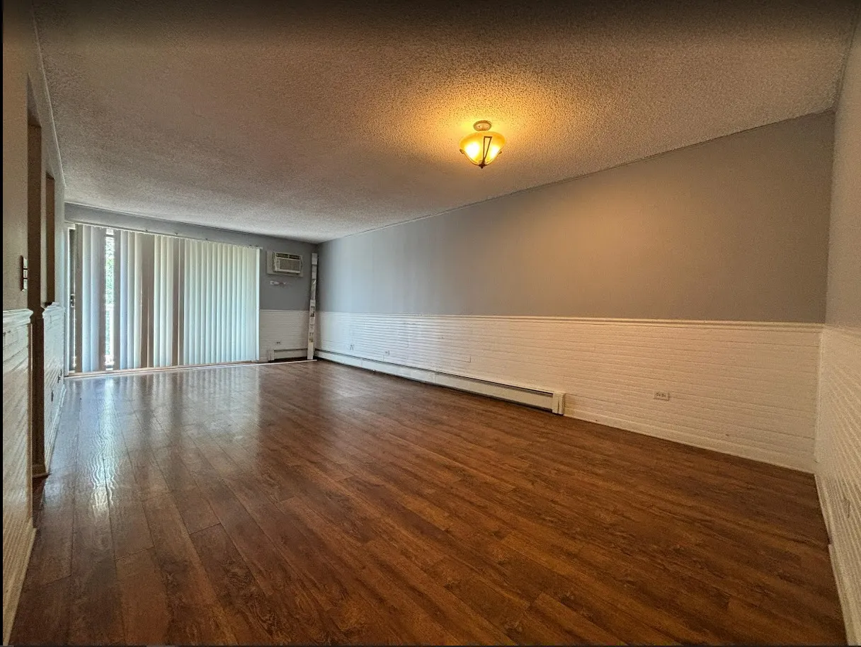 231 GREGORY Street 11 IL