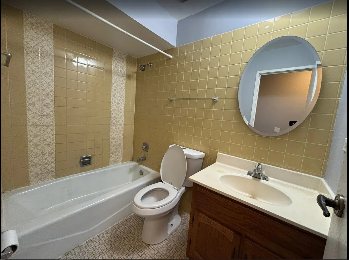 231 GREGORY Street 11 IL