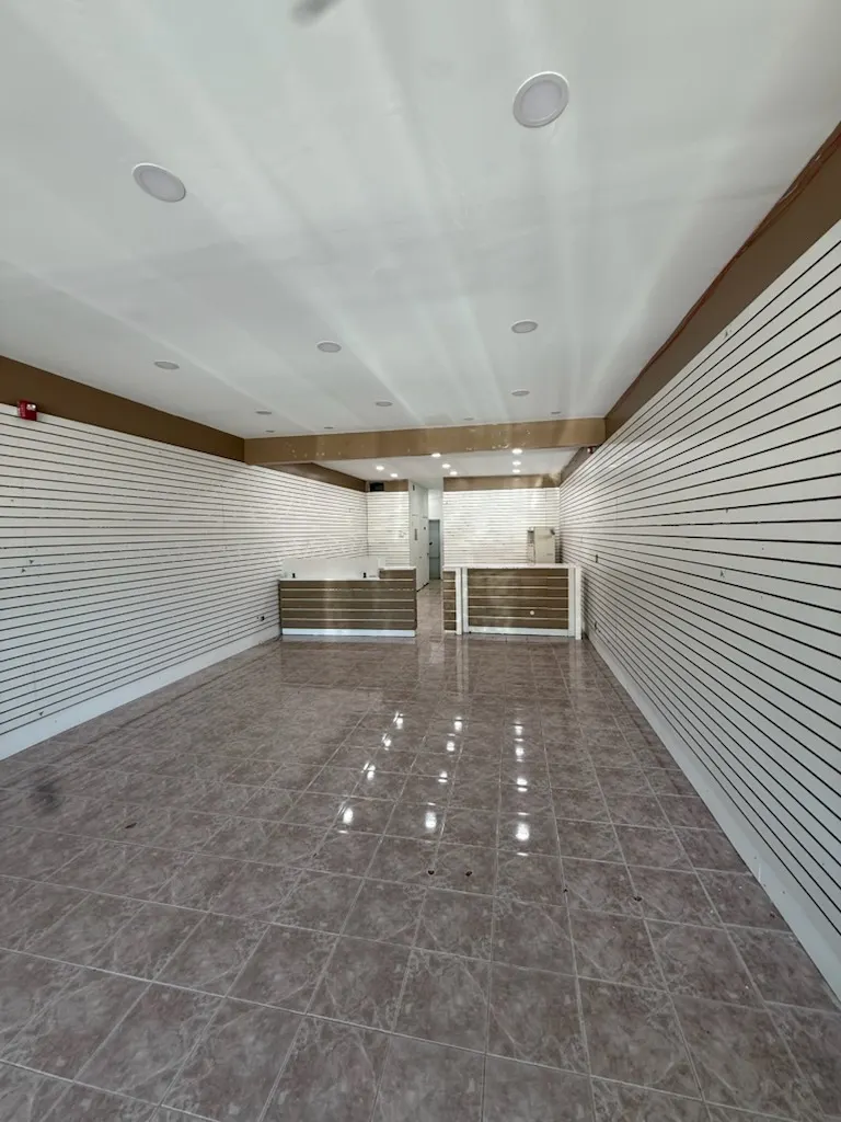 9725 Southwest Highway IL