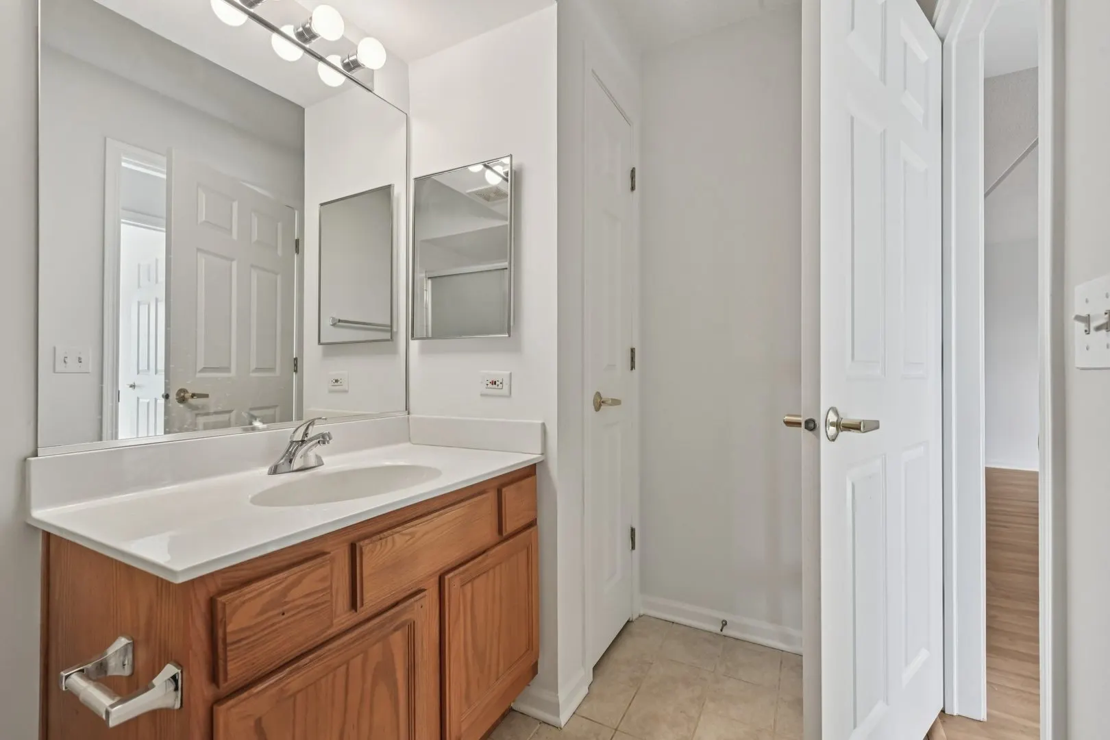 435 William Street 205 IL