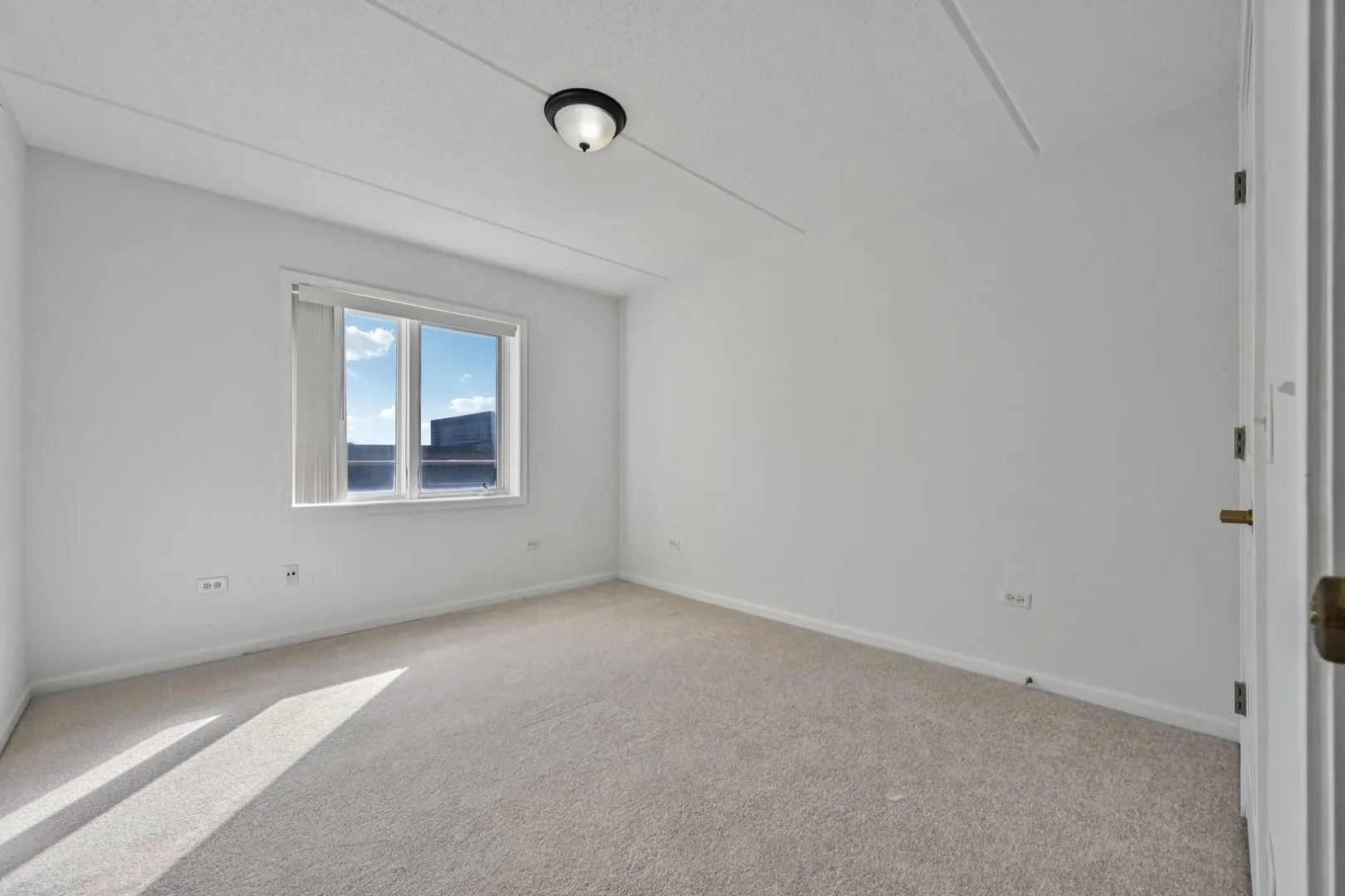435 William Street 205 IL