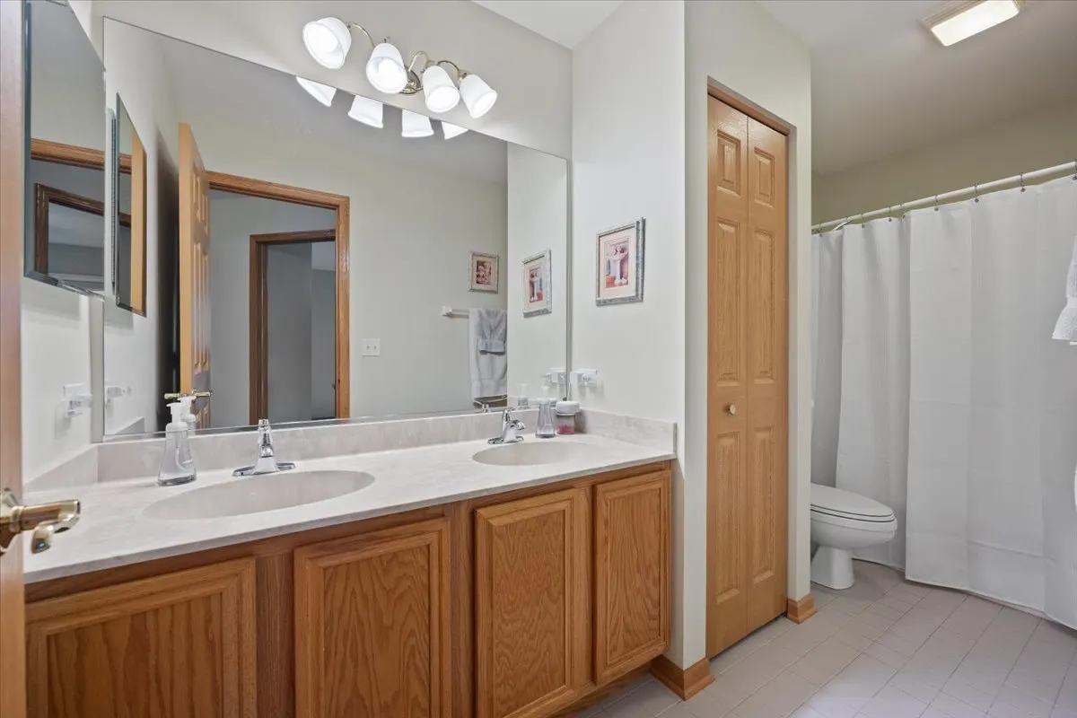 1903 Flagstone Lane IL