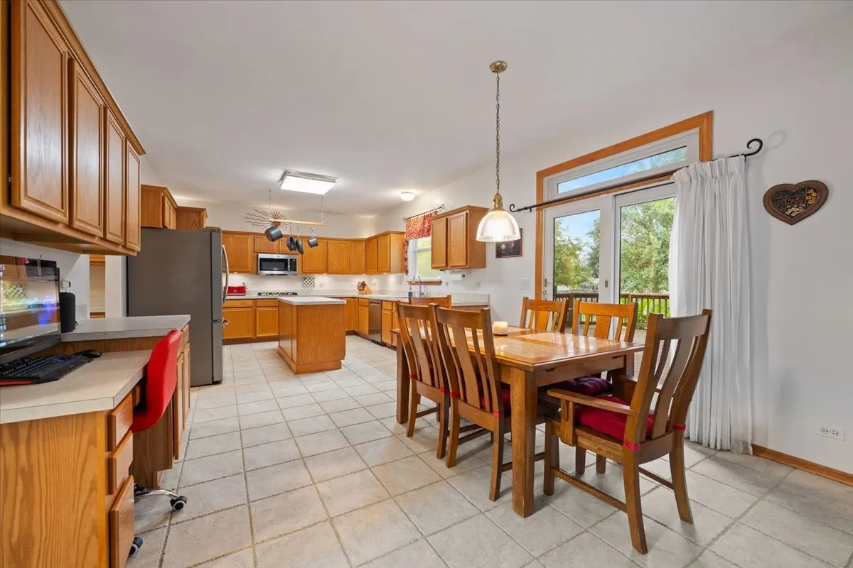 1903 Flagstone Lane IL
