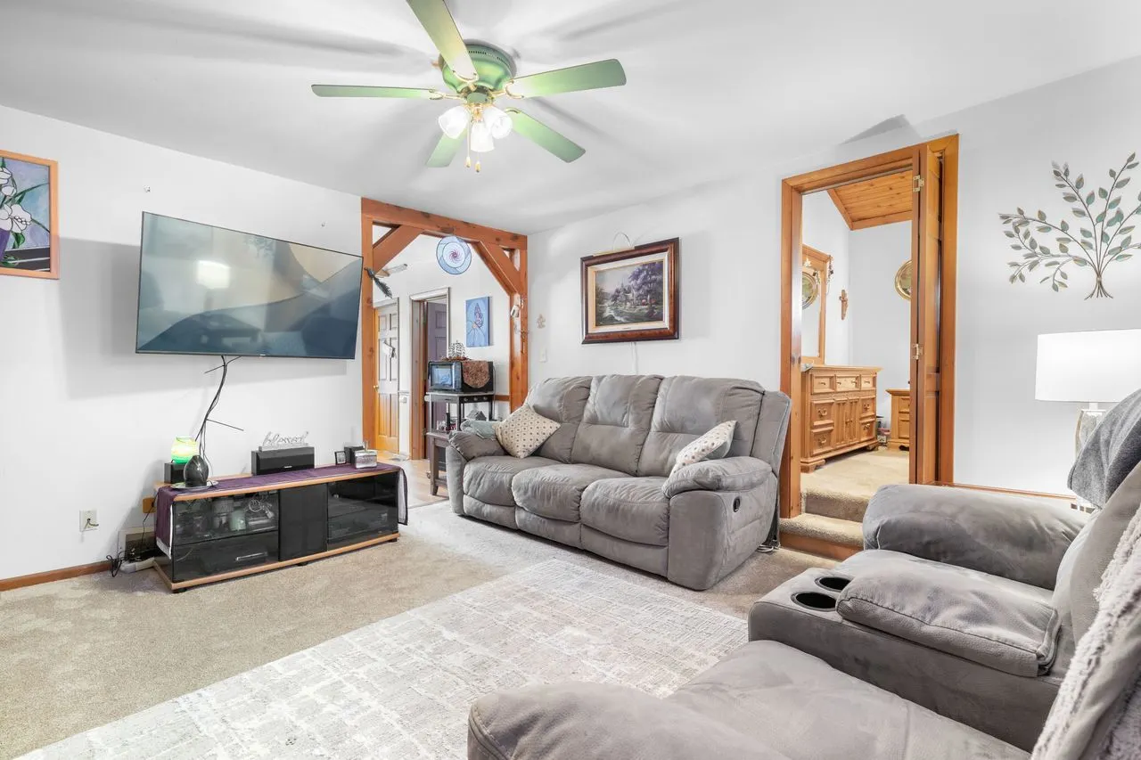 101 N Kinzie Street IL