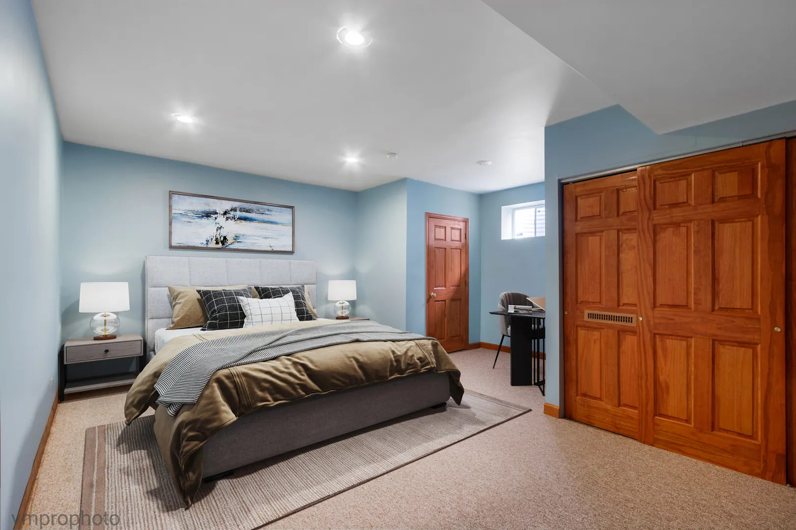 760 E Woodland Avenue IL