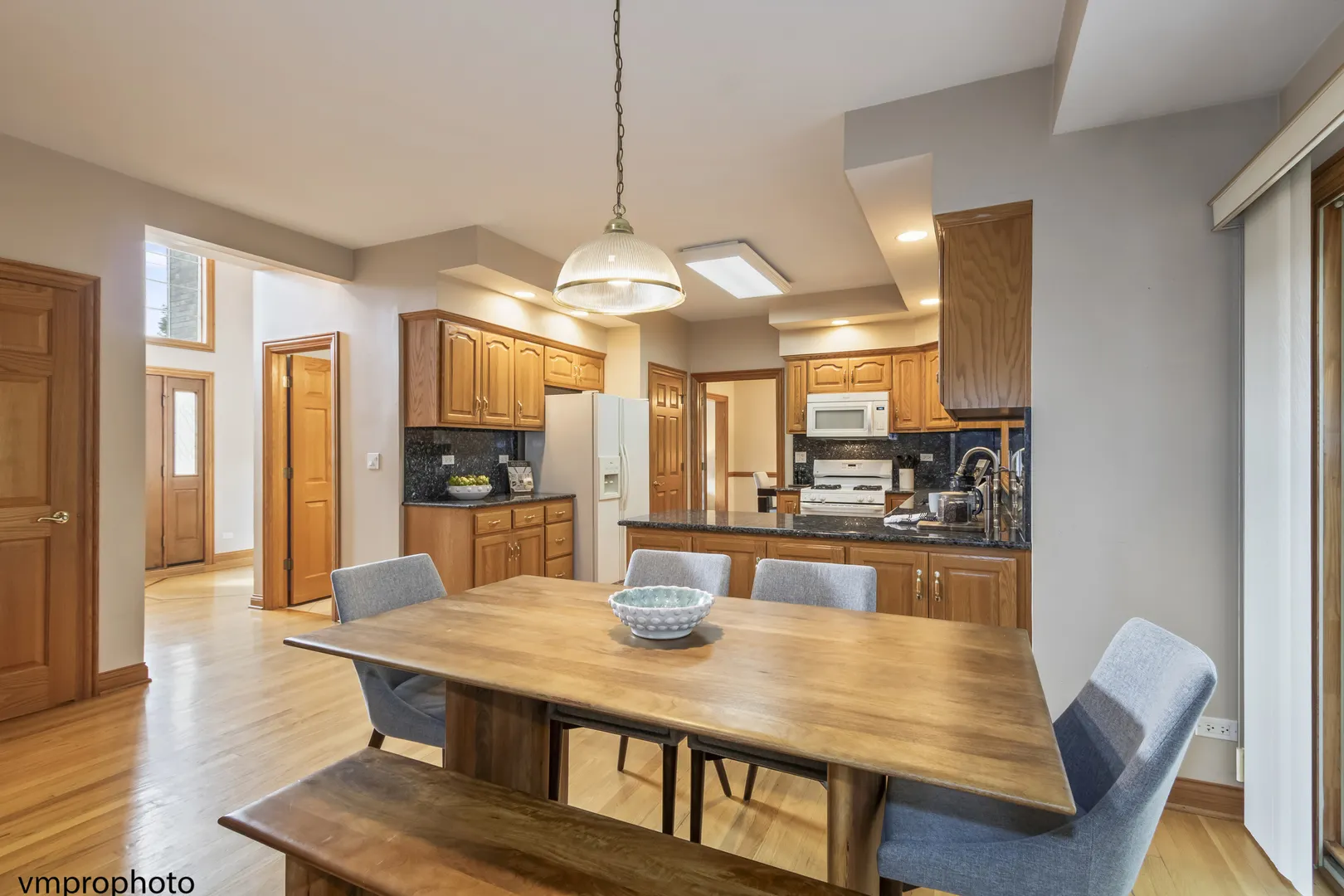 760 E Woodland Avenue IL