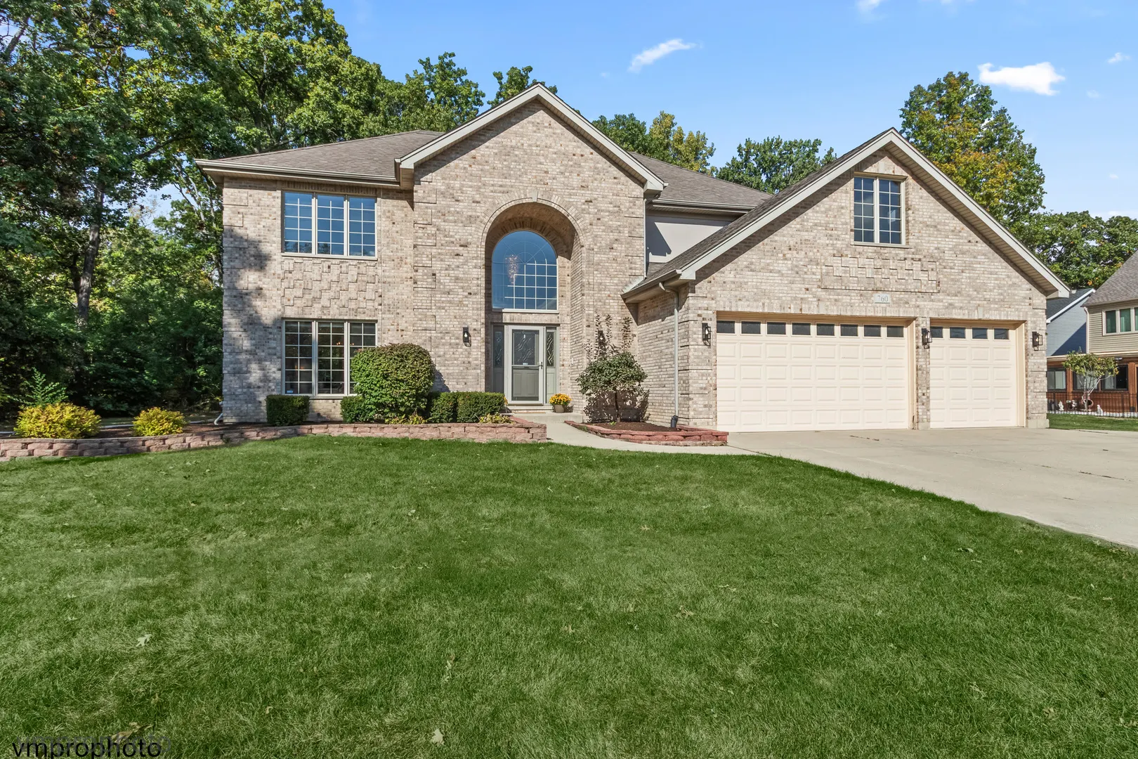 760 E Woodland Avenue IL